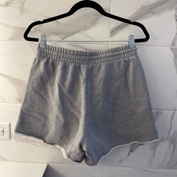 TNA cozy Fleece sweat shorts - Picture 3 of 3